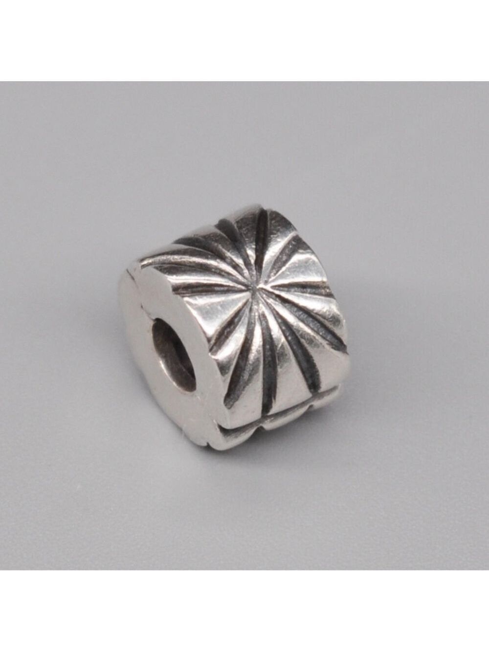 Pandora Firework Clasp Clip Retired - Picture 2 of 11